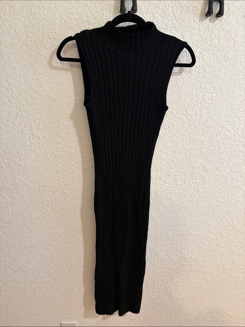 Pink Rose Black Ribbed Sleeveless Midi Dress